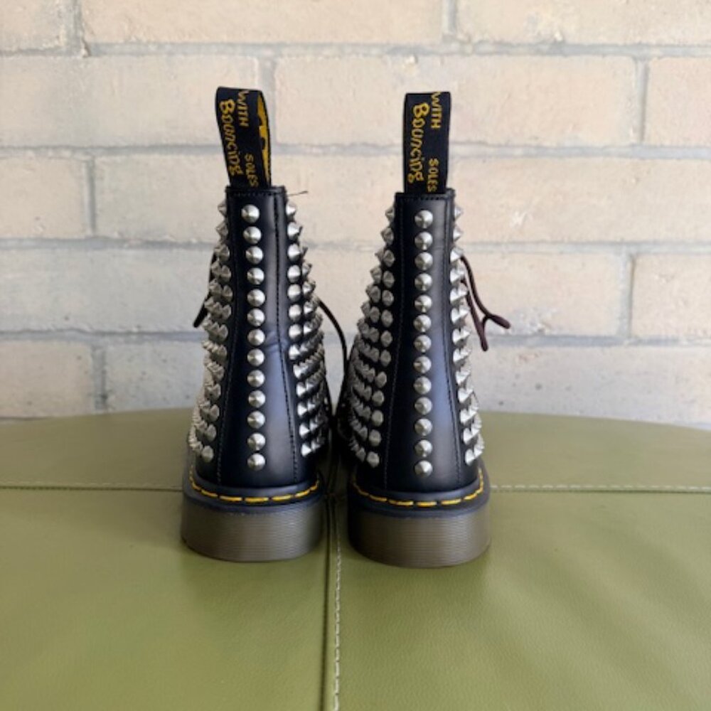Dr. Martens 1460 studded boot size US women's 11 / 10 men / UK 9 EUC - Picture 6 of 9